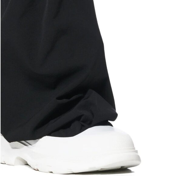 Callie Lives Miz AZALEA WANG Airlea Slouchy Black Sneaker Boot 7 - Picture 5 of 7